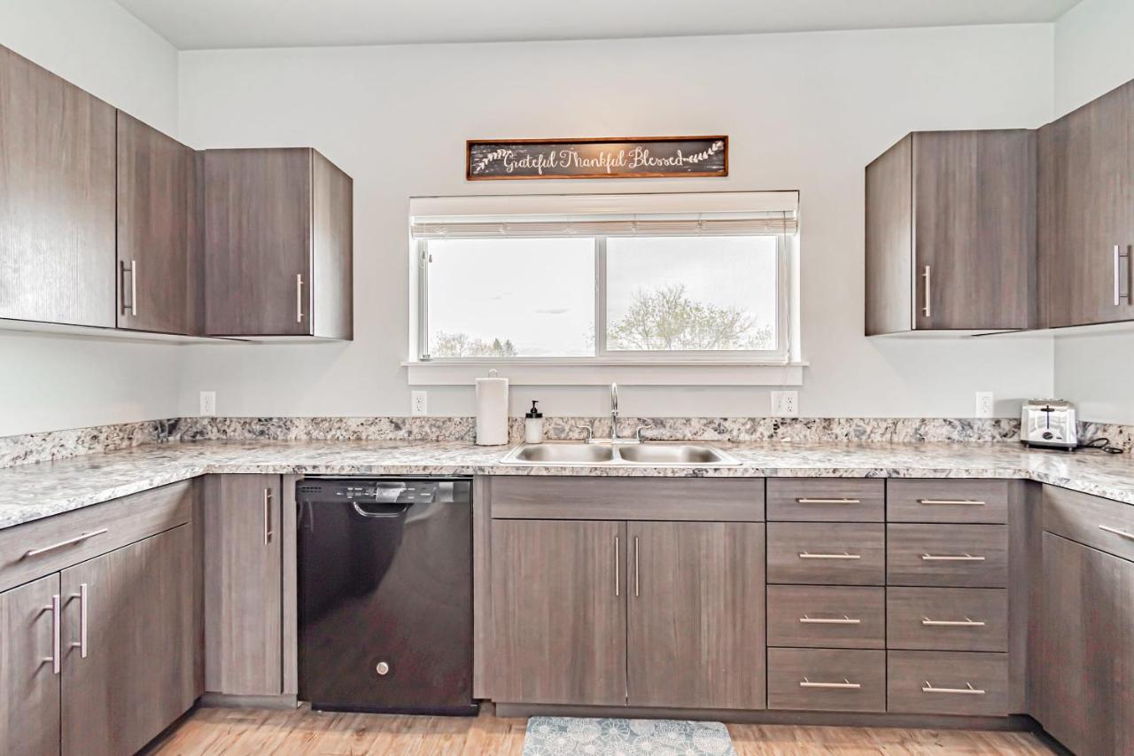 Bringham'S Mill Apartments Perfect For Groups Full Kitchen Gym And Free Parking Rexburg Exterior foto