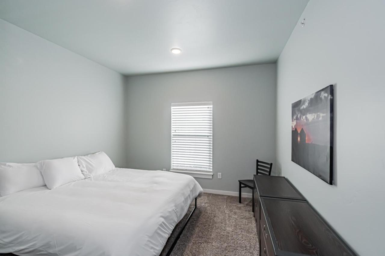 Bringham'S Mill Apartments Perfect For Groups Full Kitchen Gym And Free Parking Rexburg Exterior foto